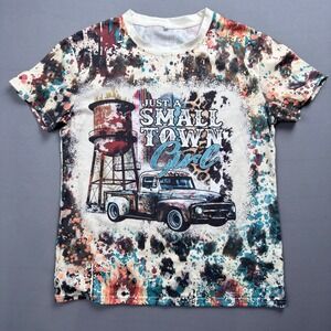 Just A Small Town Girl Graphic Tee Medium